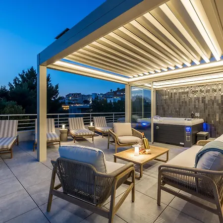 Beachfront Penthouse アパート