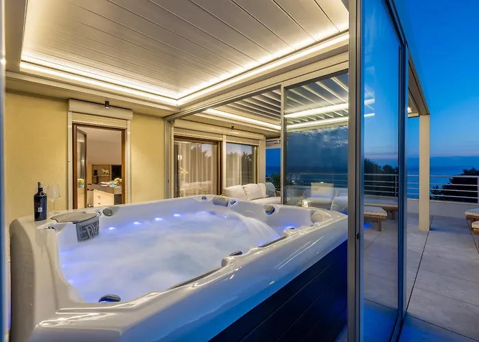 Beachfront Penthouse Apartmán Podstrana