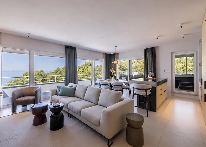 Beachfront Penthouse