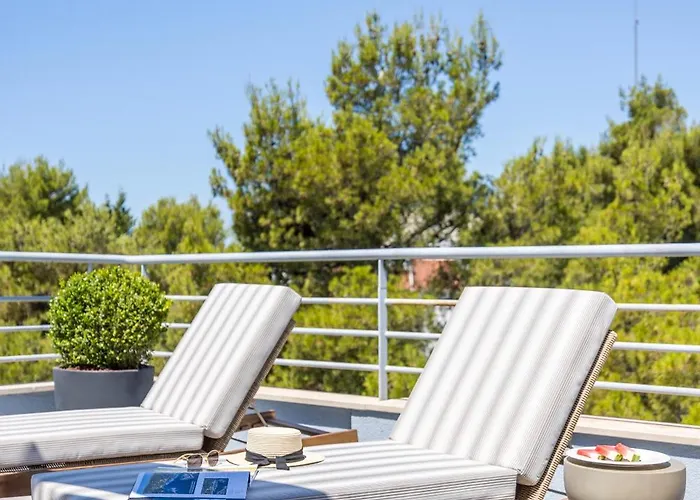 Beachfront Penthouse Podstrana