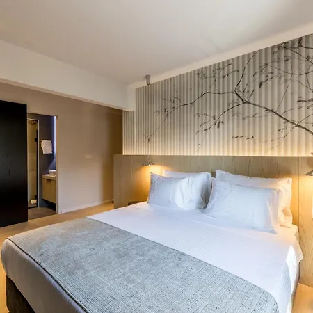 Beachfront Penthouse * Podstrana